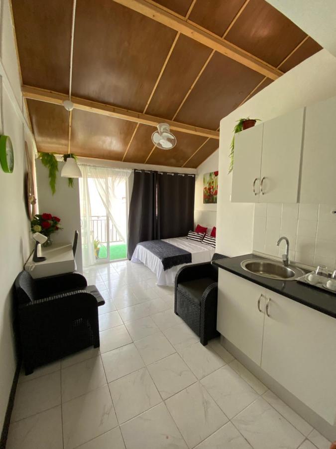Christian Place Praia Exteriér fotografie